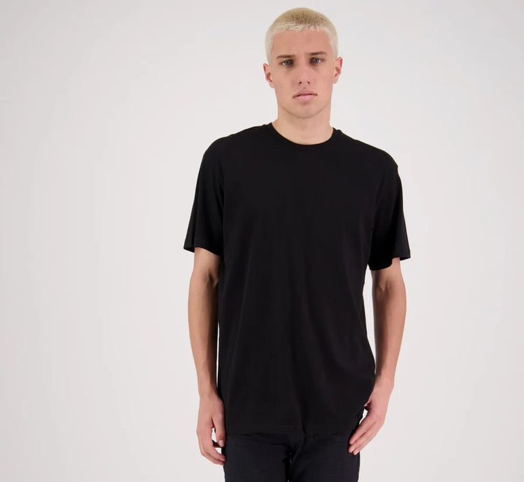 OUTLINE TEE - PLUS SIZES